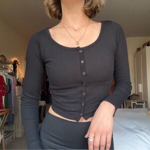 SOLD h&m black scoop neck button up long sleeve top